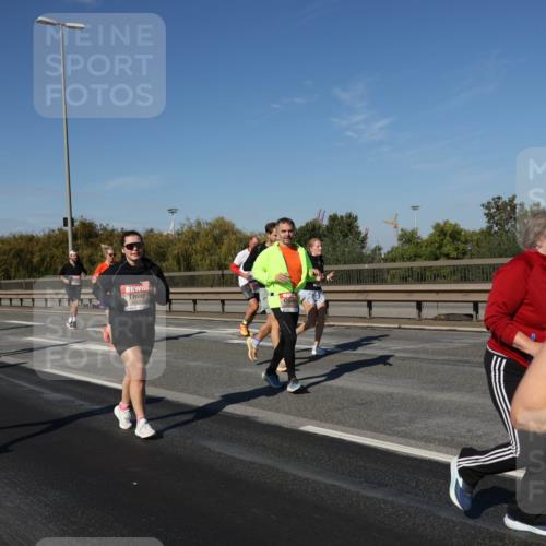 03.10.2025 - Köhlbrandbrückenlauf Julia Fischer http://msf.ph/oto/9013093 03.10.2025 13:05:09 Position 3  meine-sportfotos.de