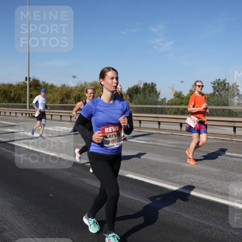 03.10.2025 - Köhlbrandbrückenlauf Julia Fischer http://msf.ph/oto/9013107 03.10.2025 13:05:12 Position 3 5631 meine-sportfotos.de