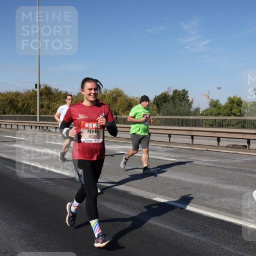 03.10.2025 - Köhlbrandbrückenlauf Julia Fischer http://msf.ph/oto/9013128 03.10.2025 13:05:16 Position 3 6703 meine-sportfotos.de