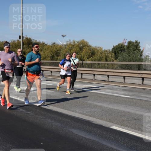 03.10.2025 - Köhlbrandbrückenlauf Julia Fischer http://msf.ph/oto/9013149 03.10.2025 13:05:21 Position 3  meine-sportfotos.de