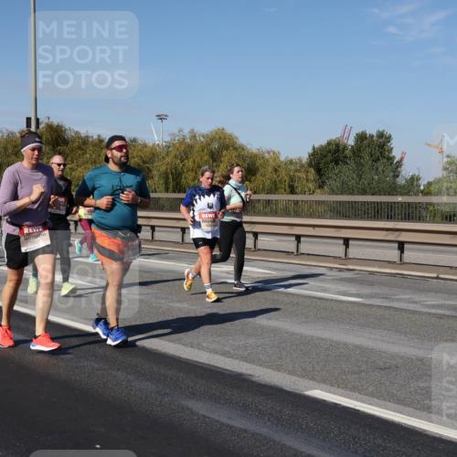 03.10.2025 - Köhlbrandbrückenlauf Julia Fischer http://msf.ph/oto/9013153 03.10.2025 13:05:22 Position 3 5925 meine-sportfotos.de