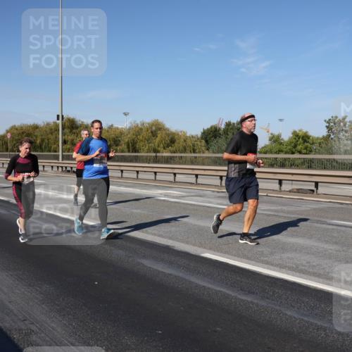 03.10.2025 - Köhlbrandbrückenlauf Julia Fischer http://msf.ph/oto/9013205 03.10.2025 13:05:33 Position 3  meine-sportfotos.de