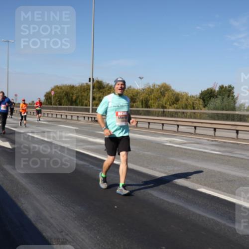 03.10.2025 - Köhlbrandbrückenlauf Julia Fischer http://msf.ph/oto/9013237 03.10.2025 13:05:40 Position 3  meine-sportfotos.de