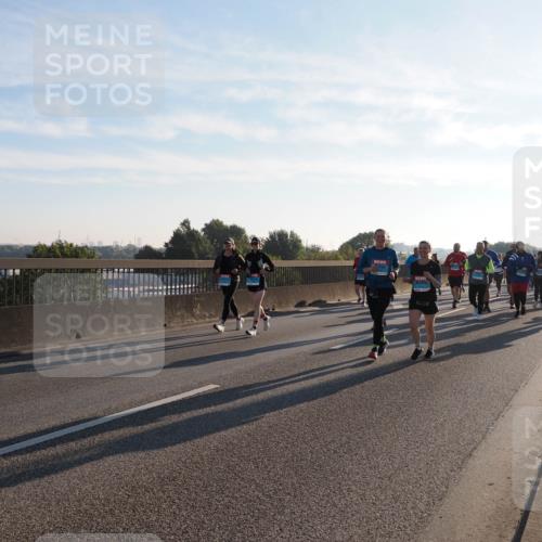 03.10.2025 - Köhlbrandbrückenlauf Fabian Wolf http://msf.ph/oto/9013303 03.10.2025 09:23:53 Position 3  meine-sportfotos.de