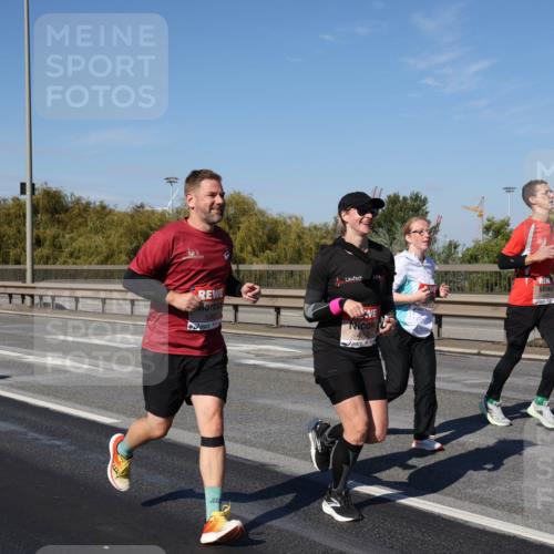 03.10.2025 - Köhlbrandbrückenlauf Julia Fischer http://msf.ph/oto/9013324 03.10.2025 13:05:58 Position 3 5363 meine-sportfotos.de