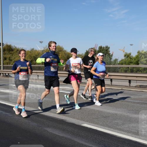 03.10.2025 - Köhlbrandbrückenlauf Julia Fischer http://msf.ph/oto/9013420 03.10.2025 13:06:15 Position 3  meine-sportfotos.de
