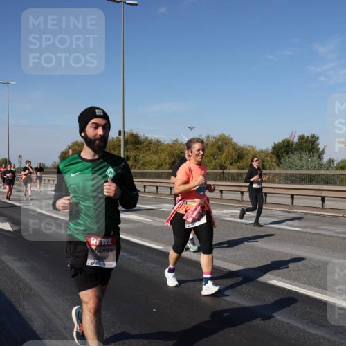 03.10.2025 - Köhlbrandbrückenlauf Julia Fischer http://msf.ph/oto/9013442 03.10.2025 13:06:20 Position 3 5480 meine-sportfotos.de