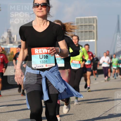 03.10.2025 - Köhlbrandbrückenlauf Luisa Fischer http://msf.ph/oto/9013469 03.10.2025 10:57:06 Position 3 1331, 45 meine-sportfotos.de
