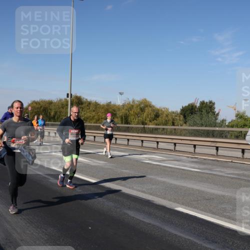 03.10.2025 - Köhlbrandbrückenlauf Julia Fischer http://msf.ph/oto/9013510 03.10.2025 13:06:32 Position 3 6209 meine-sportfotos.de