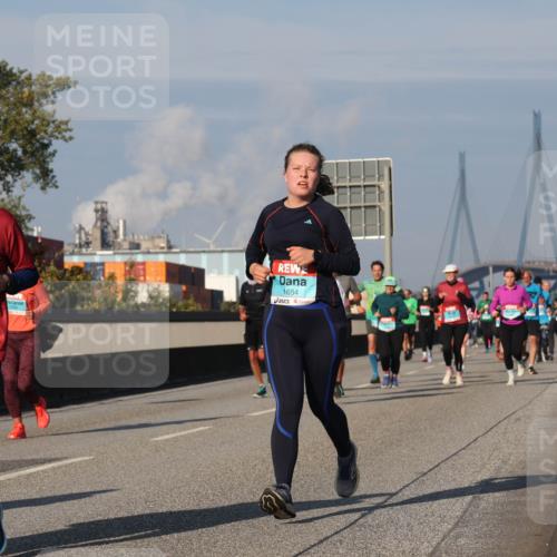 03.10.2025 - Köhlbrandbrückenlauf Luisa Fischer http://msf.ph/oto/9013521 03.10.2025 10:57:12 Position 3 1945, 1654 meine-sportfotos.de