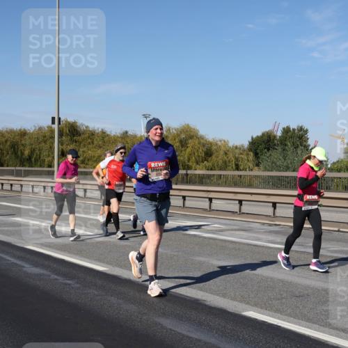03.10.2025 - Köhlbrandbrückenlauf Julia Fischer http://msf.ph/oto/9013541 03.10.2025 13:06:36 Position 3  meine-sportfotos.de