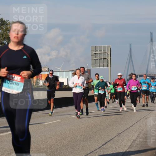 03.10.2025 - Köhlbrandbrückenlauf Luisa Fischer http://msf.ph/oto/9013542 03.10.2025 10:57:14 Position 3 2790, 1654 meine-sportfotos.de