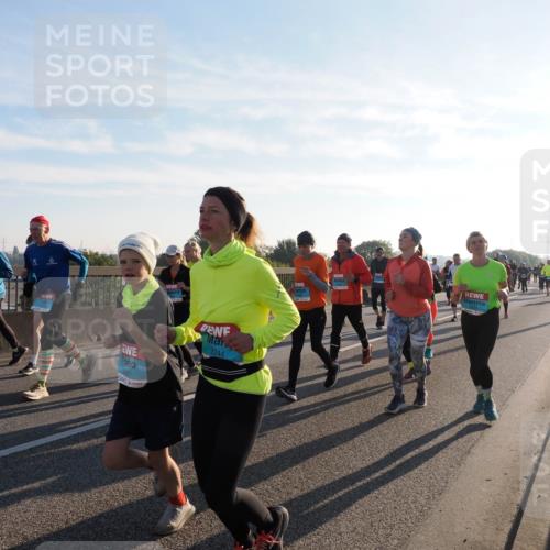 03.10.2025 - Köhlbrandbrückenlauf Fabian Wolf http://msf.ph/oto/9013543 03.10.2025 09:24:07 Position 3 2245, 2244 meine-sportfotos.de