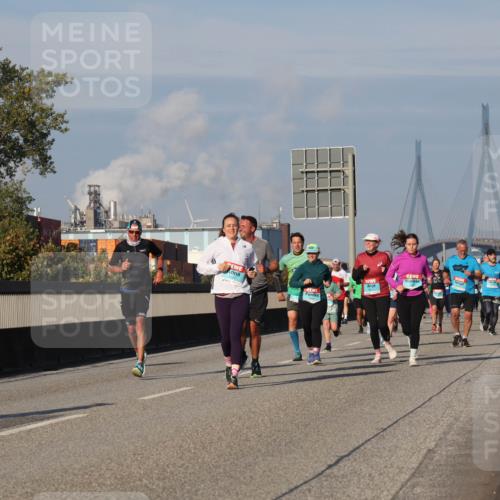 03.10.2025 - Köhlbrandbrückenlauf Luisa Fischer http://msf.ph/oto/9013549 03.10.2025 10:57:14 Position 3  meine-sportfotos.de