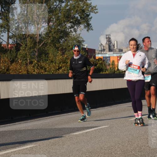 03.10.2025 - Köhlbrandbrückenlauf Luisa Fischer http://msf.ph/oto/9013575 03.10.2025 10:57:16 Position 3 1142, 1387, 015 meine-sportfotos.de