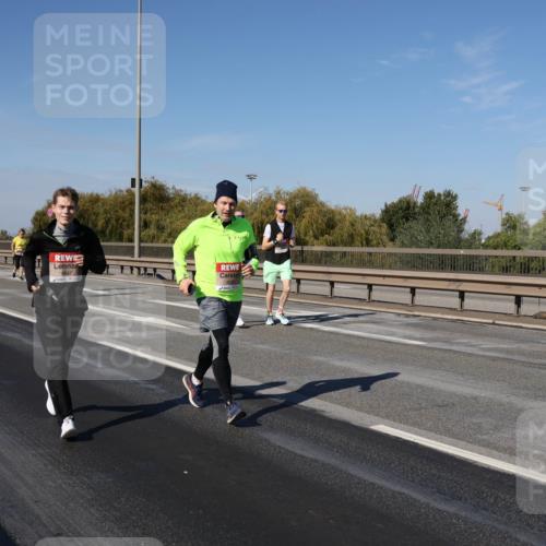 03.10.2025 - Köhlbrandbrückenlauf Julia Fischer http://msf.ph/oto/9013577 03.10.2025 13:06:42 Position 3 4647 meine-sportfotos.de