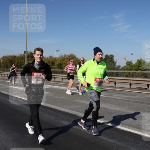 03.10.2025 - Köhlbrandbrückenlauf Julia Fischer http://msf.ph/oto/9013583 03.10.2025 13:06:42 Position 3 4647 meine-sportfotos.de