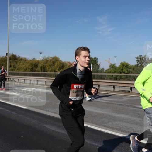 03.10.2025 - Köhlbrandbrückenlauf Julia Fischer http://msf.ph/oto/9013586 03.10.2025 13:06:43 Position 3 4647 meine-sportfotos.de