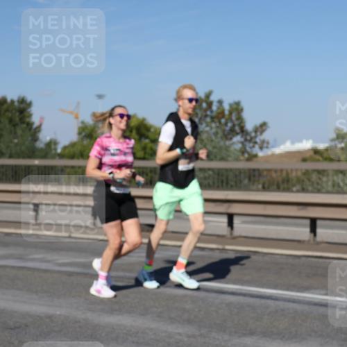 03.10.2025 - Köhlbrandbrückenlauf Julia Fischer http://msf.ph/oto/9013592 03.10.2025 13:06:44 Position 3  meine-sportfotos.de