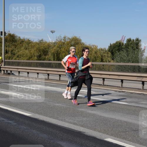 03.10.2025 - Köhlbrandbrückenlauf Julia Fischer http://msf.ph/oto/9013604 03.10.2025 13:06:46 Position 3  meine-sportfotos.de