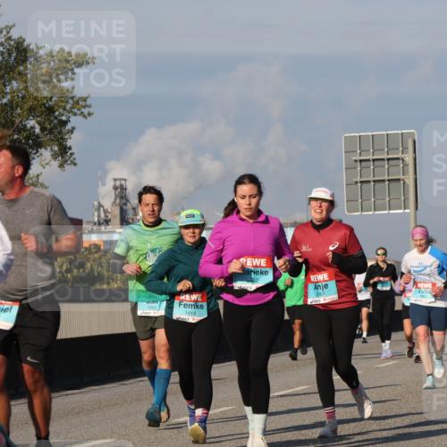 03.10.2025 - Köhlbrandbrückenlauf Luisa Fischer http://msf.ph/oto/9013605 03.10.2025 10:57:19 Position 3 1387, 1362, 1418, 6352, 2061 meine-sportfotos.de