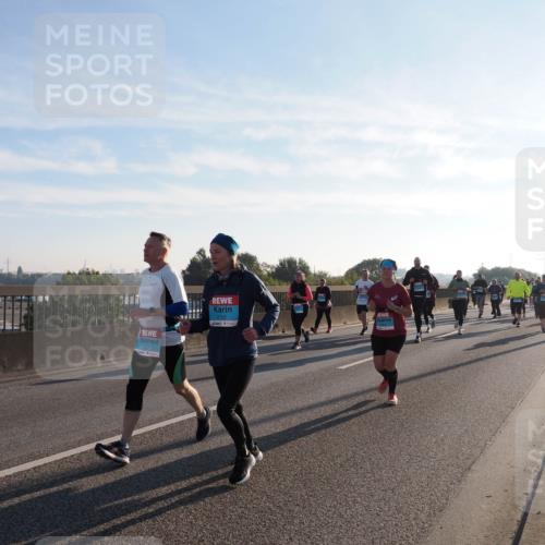 03.10.2025 - Köhlbrandbrückenlauf Fabian Wolf http://msf.ph/oto/9013637 03.10.2025 09:24:10 Position 3 2404, 2752 meine-sportfotos.de