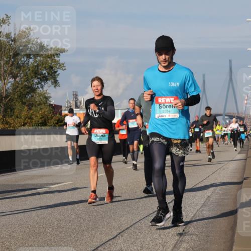 03.10.2025 - Köhlbrandbrückenlauf Luisa Fischer http://msf.ph/oto/9013672 03.10.2025 10:57:30 Position 3 1521, 1771, 3394 meine-sportfotos.de