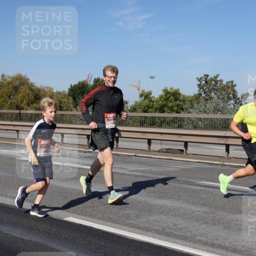 03.10.2025 - Köhlbrandbrückenlauf Julia Fischer http://msf.ph/oto/9013673 03.10.2025 13:06:57 Position 3  meine-sportfotos.de