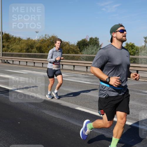03.10.2025 - Köhlbrandbrückenlauf Julia Fischer http://msf.ph/oto/9013690 03.10.2025 13:07:03 Position 3  meine-sportfotos.de