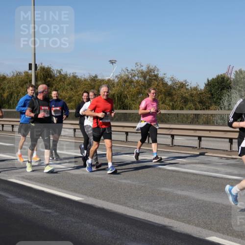 03.10.2025 - Köhlbrandbrückenlauf Julia Fischer http://msf.ph/oto/9013726 03.10.2025 13:07:09 Position 3  meine-sportfotos.de