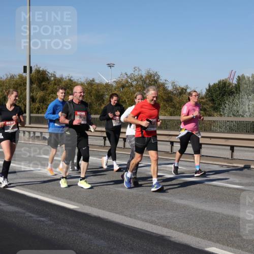 03.10.2025 - Köhlbrandbrückenlauf Julia Fischer http://msf.ph/oto/9013732 03.10.2025 13:07:09 Position 3  meine-sportfotos.de