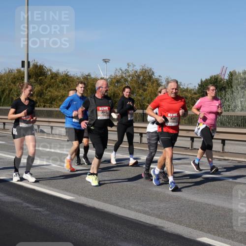 03.10.2025 - Köhlbrandbrückenlauf Julia Fischer http://msf.ph/oto/9013735 03.10.2025 13:07:10 Position 3 6168 meine-sportfotos.de