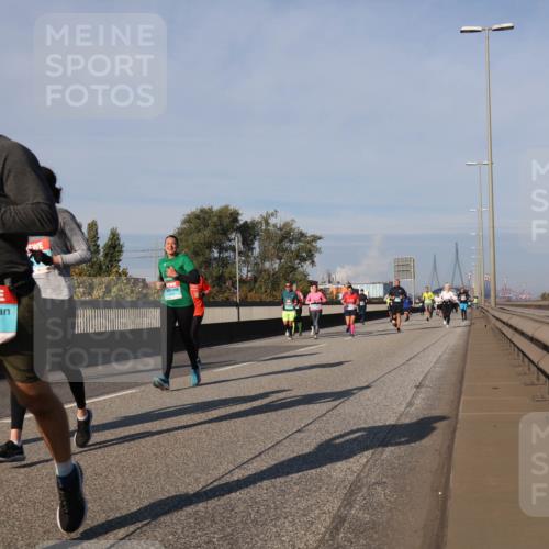 03.10.2025 - Köhlbrandbrückenlauf Luisa Fischer http://msf.ph/oto/9013761 03.10.2025 10:57:38 Position 3 1439, 3162 meine-sportfotos.de