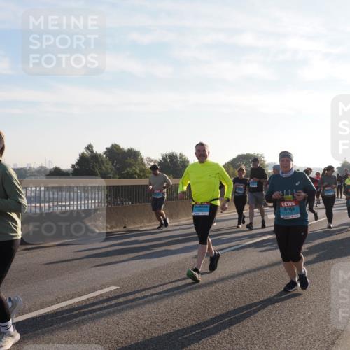 03.10.2025 - Köhlbrandbrückenlauf Fabian Wolf http://msf.ph/oto/9013775 03.10.2025 09:24:15 Position 3 2310, 102, 1700 meine-sportfotos.de