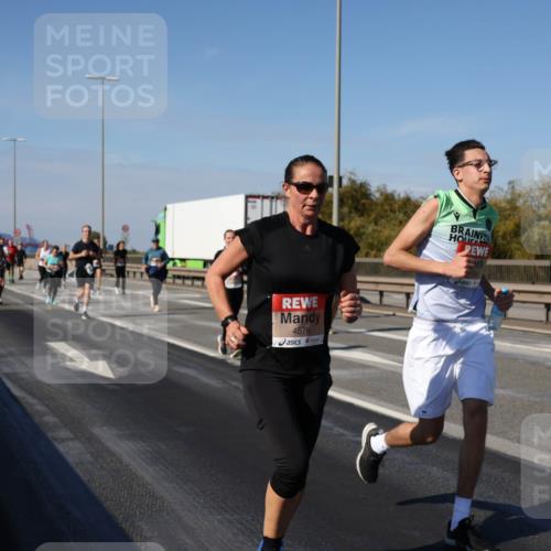 03.10.2025 - Köhlbrandbrückenlauf Julia Fischer http://msf.ph/oto/9013784 03.10.2025 13:07:19 Position 3 4576 meine-sportfotos.de