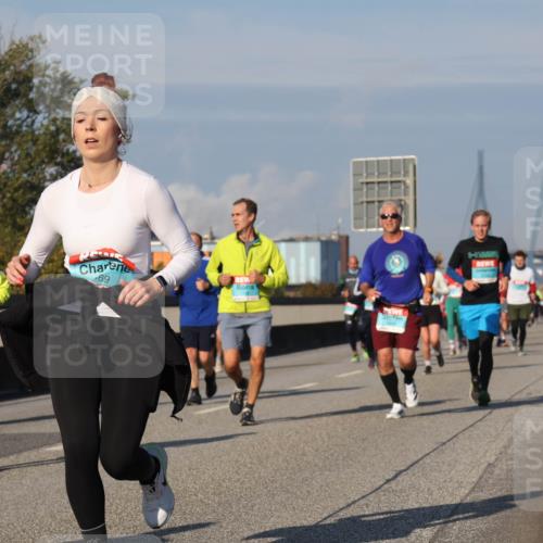 03.10.2025 - Köhlbrandbrückenlauf Luisa Fischer http://msf.ph/oto/9013845 03.10.2025 10:57:46 Position 3 3371, 69 meine-sportfotos.de