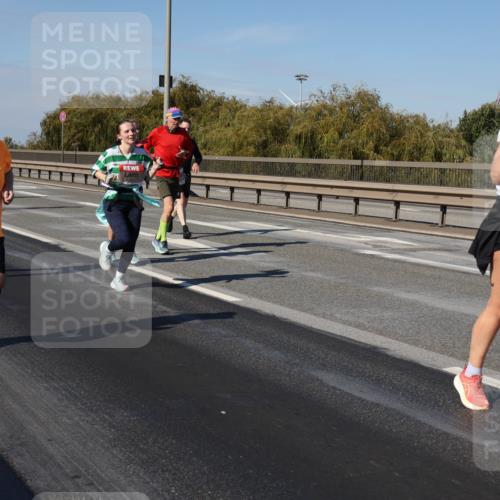03.10.2025 - Köhlbrandbrückenlauf Julia Fischer http://msf.ph/oto/9013853 03.10.2025 13:07:33 Position 3 4895 meine-sportfotos.de