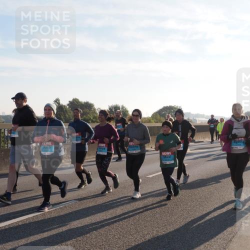 03.10.2025 - Köhlbrandbrückenlauf Fabian Wolf http://msf.ph/oto/9013863 03.10.2025 09:24:18 Position 3 2101, 2058 meine-sportfotos.de