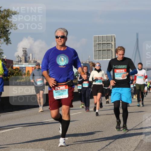 03.10.2025 - Köhlbrandbrückenlauf Luisa Fischer http://msf.ph/oto/9013868 03.10.2025 10:57:48 Position 3 1768, 3406, 315 meine-sportfotos.de