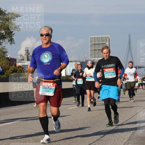03.10.2025 - Köhlbrandbrückenlauf Luisa Fischer http://msf.ph/oto/9013871 03.10.2025 10:57:49 Position 3 1768, 3156, 3406 meine-sportfotos.de