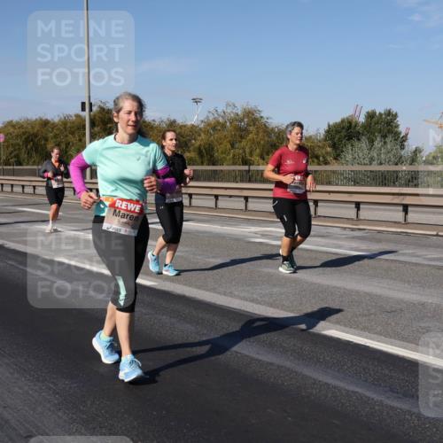03.10.2025 - Köhlbrandbrückenlauf Julia Fischer http://msf.ph/oto/9013893 03.10.2025 13:07:46 Position 3 5885 meine-sportfotos.de