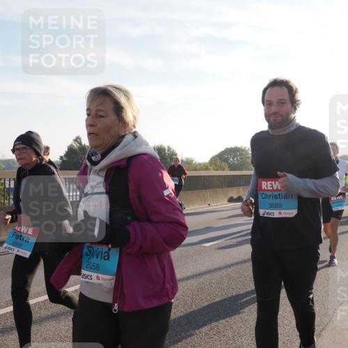03.10.2025 - Köhlbrandbrückenlauf Fabian Wolf http://msf.ph/oto/9013923 03.10.2025 09:24:20 Position 3 3669, 2900, 2058 meine-sportfotos.de