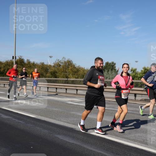 03.10.2025 - Köhlbrandbrückenlauf Julia Fischer http://msf.ph/oto/9013984 03.10.2025 13:08:02 Position 3 4783 meine-sportfotos.de