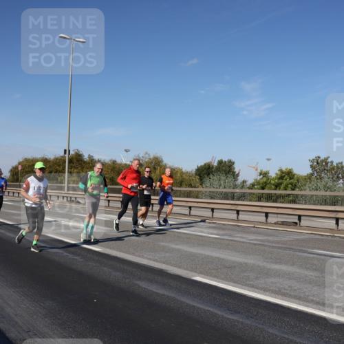 03.10.2025 - Köhlbrandbrückenlauf Julia Fischer http://msf.ph/oto/9013992 03.10.2025 13:08:04 Position 3  meine-sportfotos.de