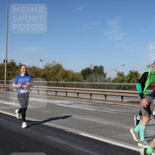 03.10.2025 - Köhlbrandbrückenlauf Julia Fischer http://msf.ph/oto/9014012 03.10.2025 13:08:06 Position 3 455 meine-sportfotos.de