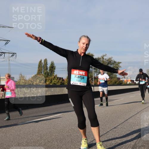 03.10.2025 - Köhlbrandbrückenlauf Luisa Fischer http://msf.ph/oto/9014087 03.10.2025 10:58:09 Position 3 1627 meine-sportfotos.de
