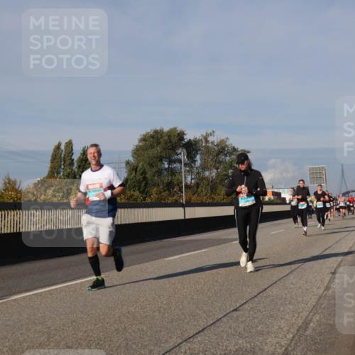 03.10.2025 - Köhlbrandbrückenlauf Luisa Fischer http://msf.ph/oto/9014101 03.10.2025 10:58:11 Position 3  meine-sportfotos.de