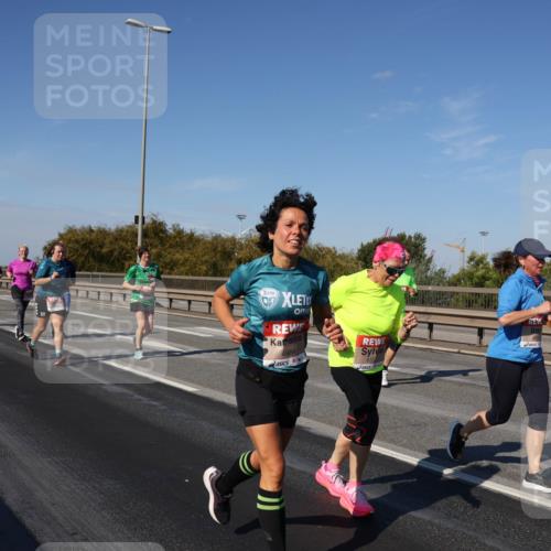03.10.2025 - Köhlbrandbrückenlauf Julia Fischer http://msf.ph/oto/9014123 03.10.2025 13:08:37 Position 3 4984, 655 meine-sportfotos.de