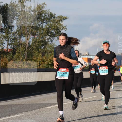 03.10.2025 - Köhlbrandbrückenlauf Luisa Fischer http://msf.ph/oto/9014130 03.10.2025 10:58:13 Position 3 2686, 2006 meine-sportfotos.de