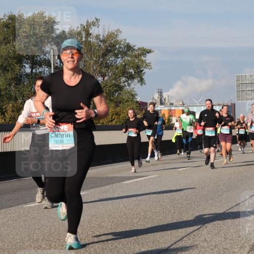 03.10.2025 - Köhlbrandbrückenlauf Luisa Fischer http://msf.ph/oto/9014156 03.10.2025 10:58:16 Position 3 2006 meine-sportfotos.de